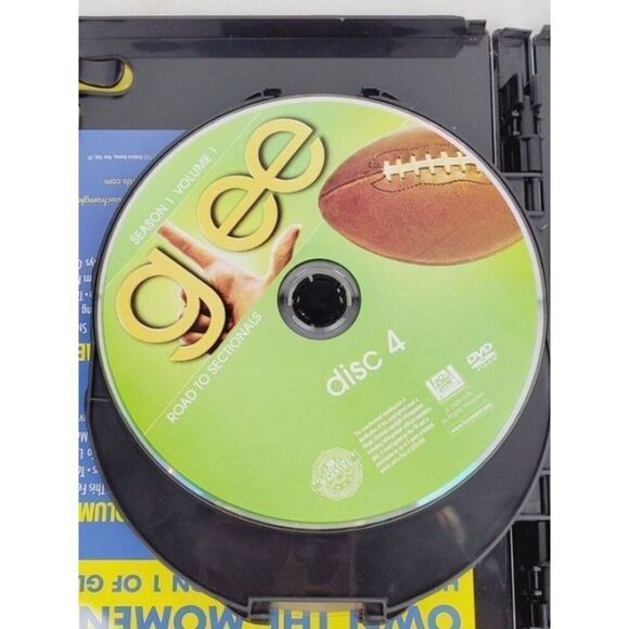 Glee (TV Series, Season 1) 4 Disc [DVD] - Picture 4 of 5